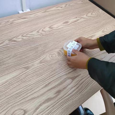 “宝贝携手筑防线，食品安全心相连” ——太村镇第二幼儿园食品安全应急演练活动