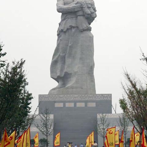 上饶师范学院舞蹈实习生汇报“夜游故里 光辉华夏”