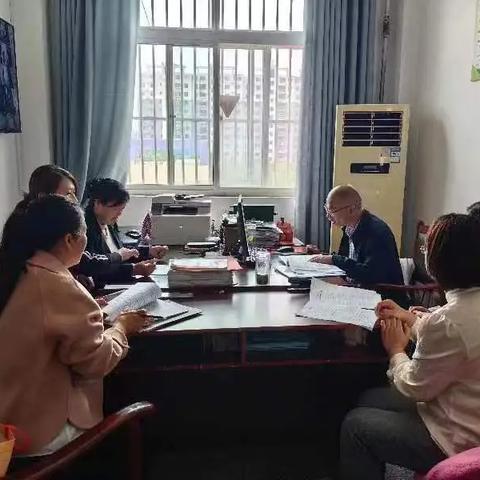 督导促提升 奋楫共远航—— 丁秀霞领航工作室迎接县教体局工作指导纪实