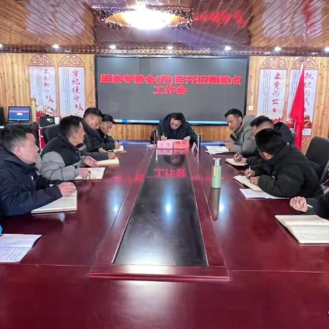 县委副书记袁伟、县委常委、统战部长青绕、县人民政府副县长、公安局长敦清一行工作组深入温波寺管会  （所）温波寺调研 ‍ ‍