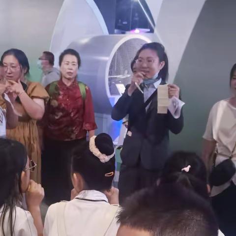 探索科技的奥秘——五年三班研学小记