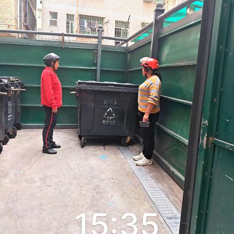 为落实《深圳市龙华环境有限公司2024 年度安全工作总体方案》和《关于开展“春节”节前安全生产综合检查的通知》项目一部2月6日节前检查，对大件房，收集点及工人家里用电燃气，电动车不能家里充电问题。