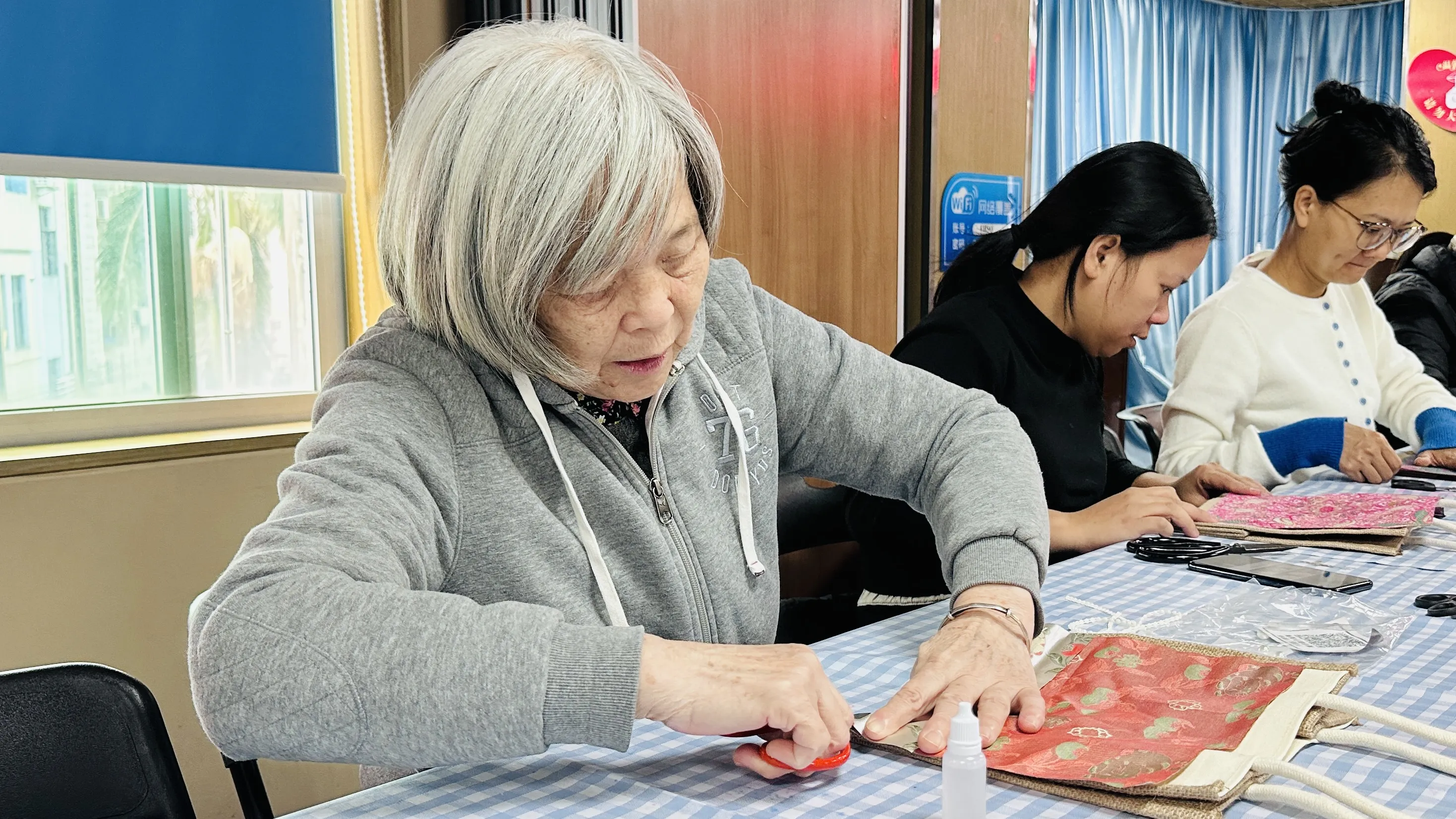 简篇-锦心相连,共愈时光——凤凰社区特普融合互助减压活动温情落幕