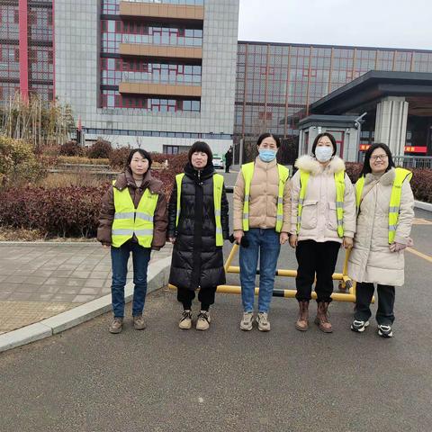 “温暖开学季，护航新学期” —广州路小学一年级四班开学导护