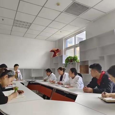 《守卫舌尖安全》—里则街道中心幼儿园食物中毒应急演练活动