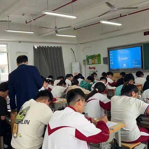 【新时代文明实践站铜山在行动】魏集社区开展法制宣传教育走进教室