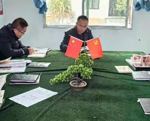 赴一场“阅”会 润一次心灵——高洲中学教师读书活动纪实