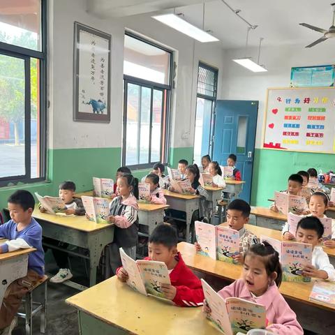 书香润心灵  阅读伴成长