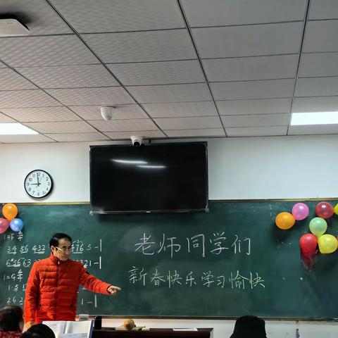 开学啦 ——樊城区老年大学葫芦丝中级班