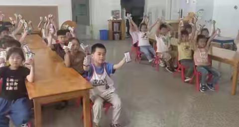 爱心传递 温暖同行