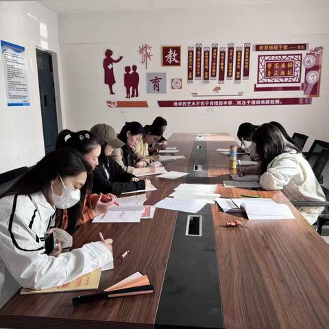 音乐教学的文化浸润和美术的宇宙之旅——育华园学校1—9年级音乐美术集体备课