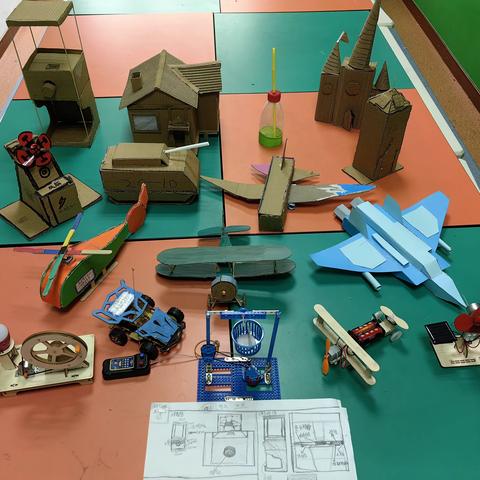 【碑林教育】大学南路小学分校 “小爱迪生”科技小制作社团风采展示
