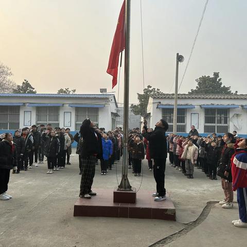 【新学期  新希望  新目标  新征程】——小岳寺乡双合小学新学期升旗仪式