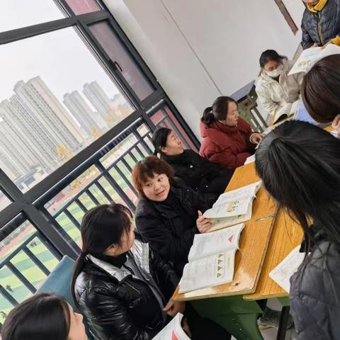 渗透“转化”思想，探索多边形的奥秘——五年级数学集体备课