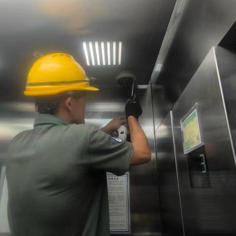 科技筑防线！翡翠社区禹洲朗廷府小区率先启用电梯“禁电”系统，守护业主回家