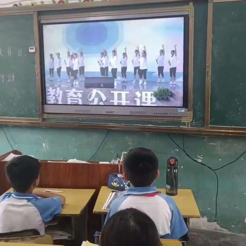 大催小学组织学生观看“护苗行动”直播课（第5周）