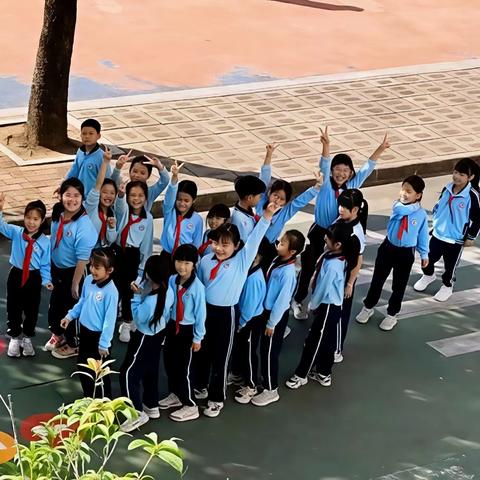 以生为本，绘于方寸：十四村小学“游戏校道”暖童心