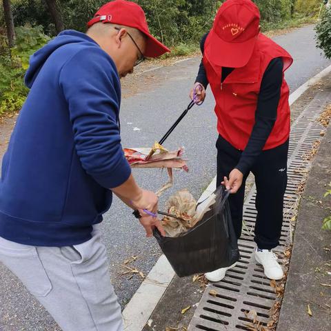 倡导生态环保，争做文明市民