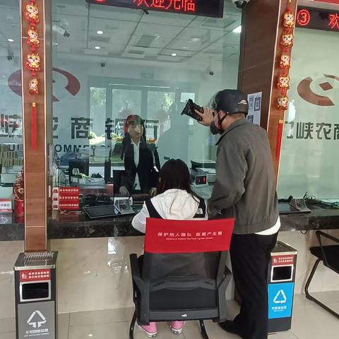 开发区支行开展防爆演练活动（副本）