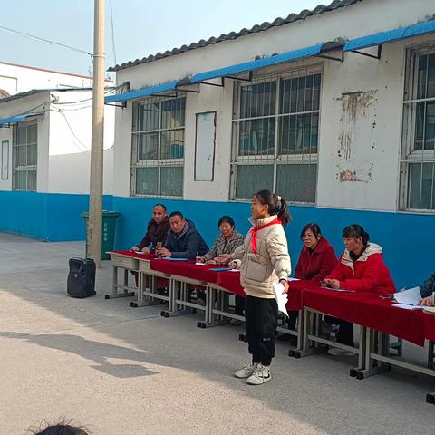 同抒爱国情，共诵经典声——小岳寺乡双合小学“学习二十大”诗词朗诵比赛