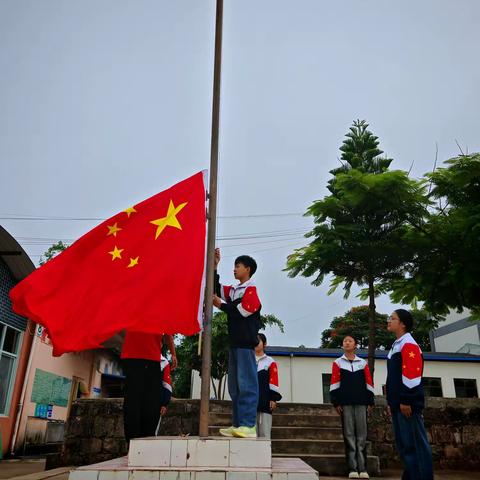 筑梦新征程       奋发再起航