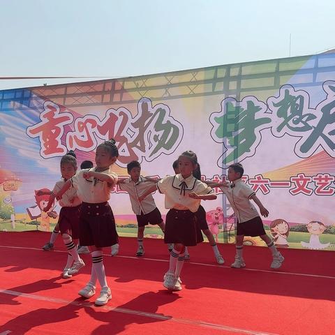 幼儿园一周生活回顾