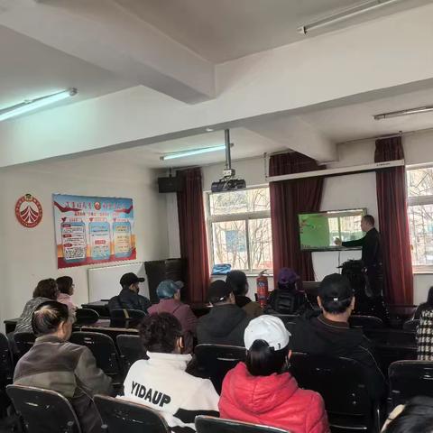 消防科普进社区，筑牢安全防火墙