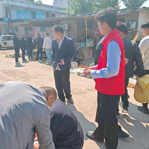 鄄城农商银行郑营支行开展5.15反假货币宣传活动