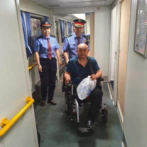 温情服务暖人心，细微之处见真情