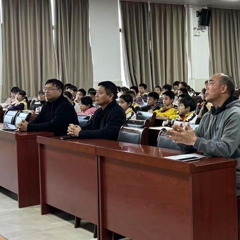 笃行启新程  功成必有恒——珠海市斗门区白藤湖中心小学五年级期末复习动员大会