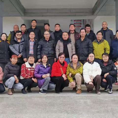 龙锰公司开展三八妇女节团建活动