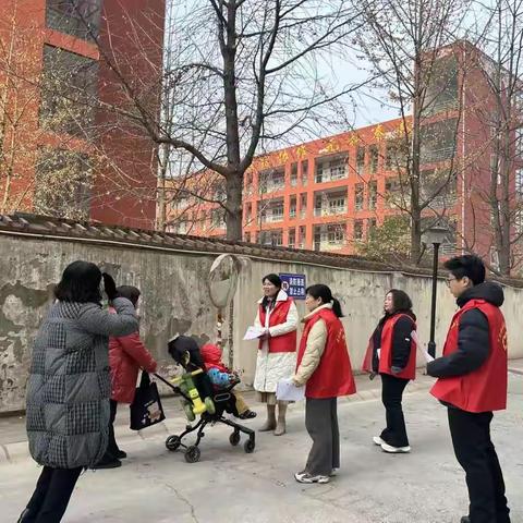 医保宣传持续升温，共筑健康社区新篇章—— 柏梁镇城市社区医保征缴宣传活动持续进行