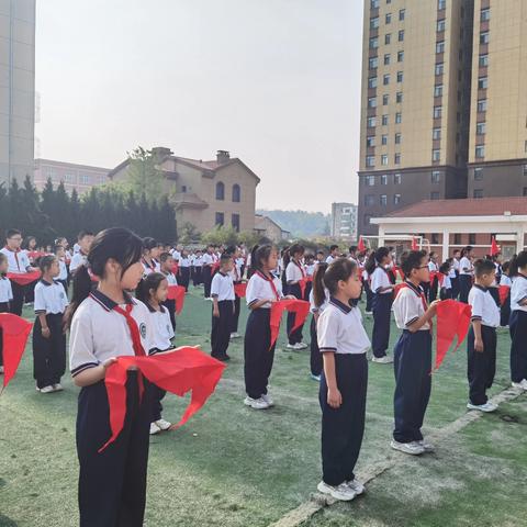 牢记党的教导 争做强国少年