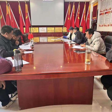 各学科开展“集体备课”教研活动