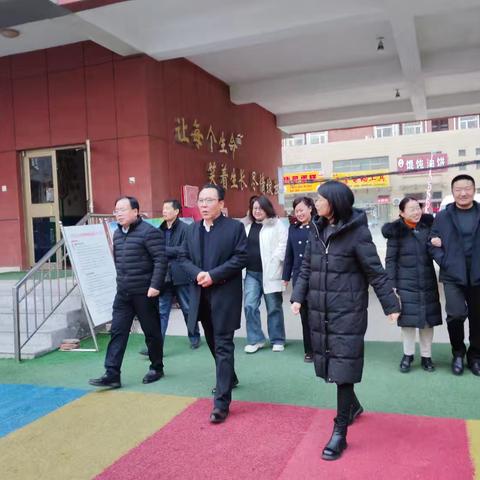 区领导组织召开泰山百灵学校新校建设推进现场会