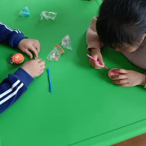 “倾听你的声音 • 展现你的风采”——兴隆幼儿园中四班“小小广播员”系列活动报道