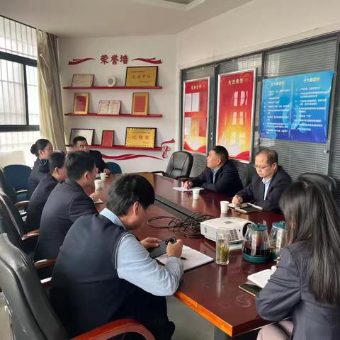 省分行信用卡客服部王啸尘科长赴漯河分行进行调研指导
