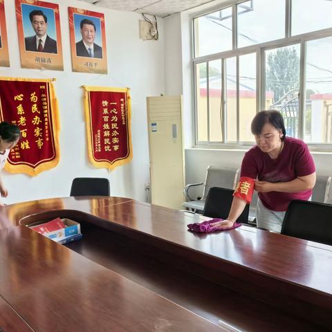 高新区组织开展“共建美好家园”党员志愿服务活动