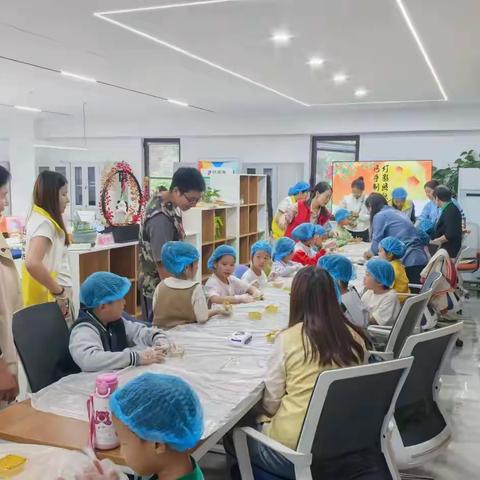 兴隆街道社区社会组织联合会开展“巧手制月饼·灯影照秋庭”中秋节主题活动