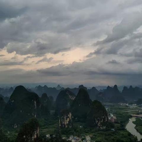 《猫小可阳朔行 | 山水间的蜕变》