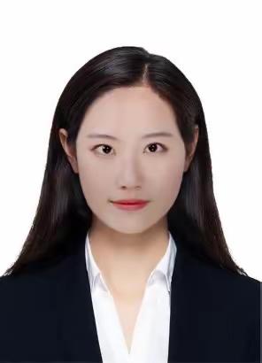 王偲𬱖-龙美高中-钢琴教师