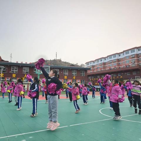 延川红军小学 《韵律操社团》