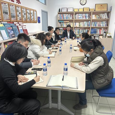 新街口支行副行长李岩、行长助理钟男带队前往北京交通大学开展银校合作洽谈