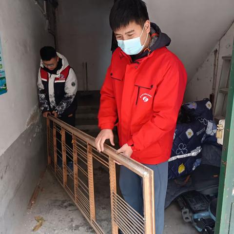 缤纷的冬日-彭祖园社区开展环境整治活动