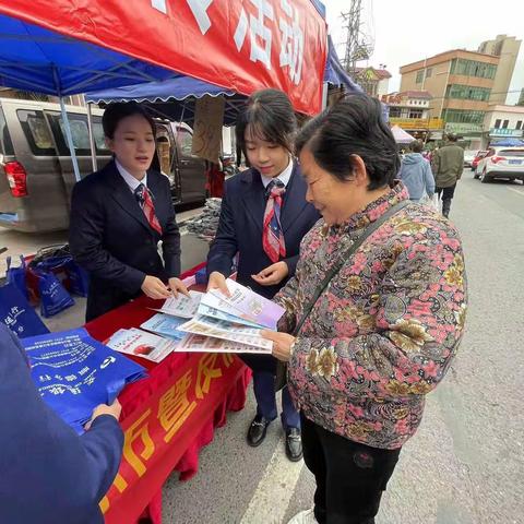 整治拒收人民币 顺德交行在行动