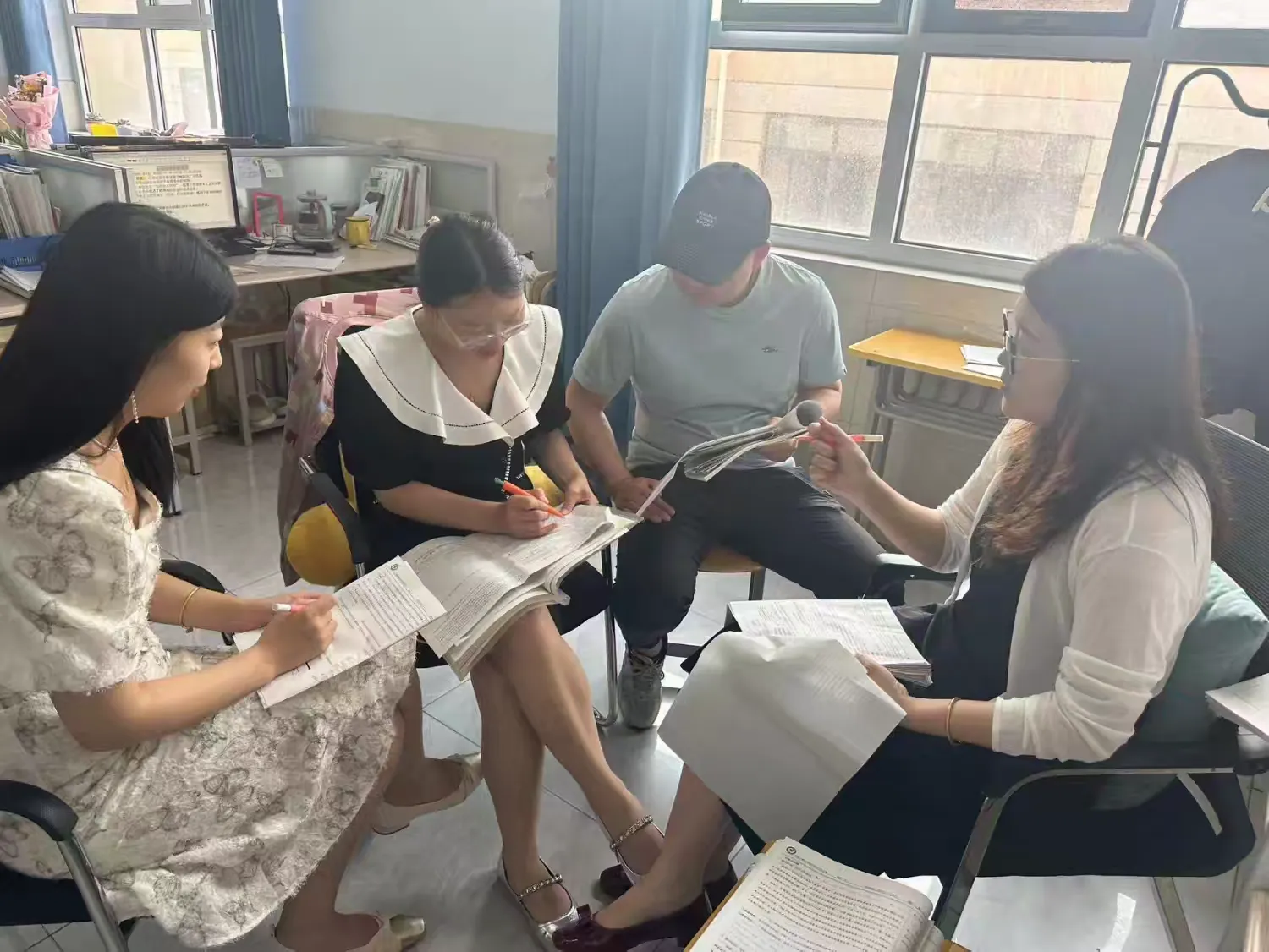 简篇-备战期末,全力以赴——冀英实验高级中学历史组6月份工作总结