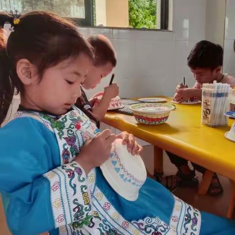 壮乡三月三，幼儿园里的文化传承之旅——横州市莲塘镇廖村村委小学附设幼儿园