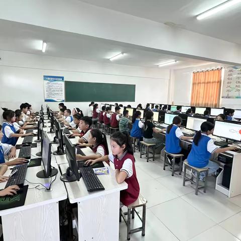 手握科技画笔，绘出梦想天空 	——长葛市颍川小学电脑绘画社团成果展示 ‍