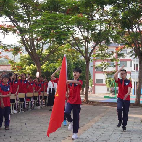 娜允镇芒街完小 2024年 — — “爱祖国  庆六一”活动