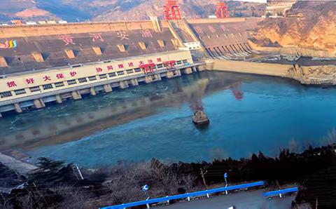 带宝贝去三门峡大坝游玩